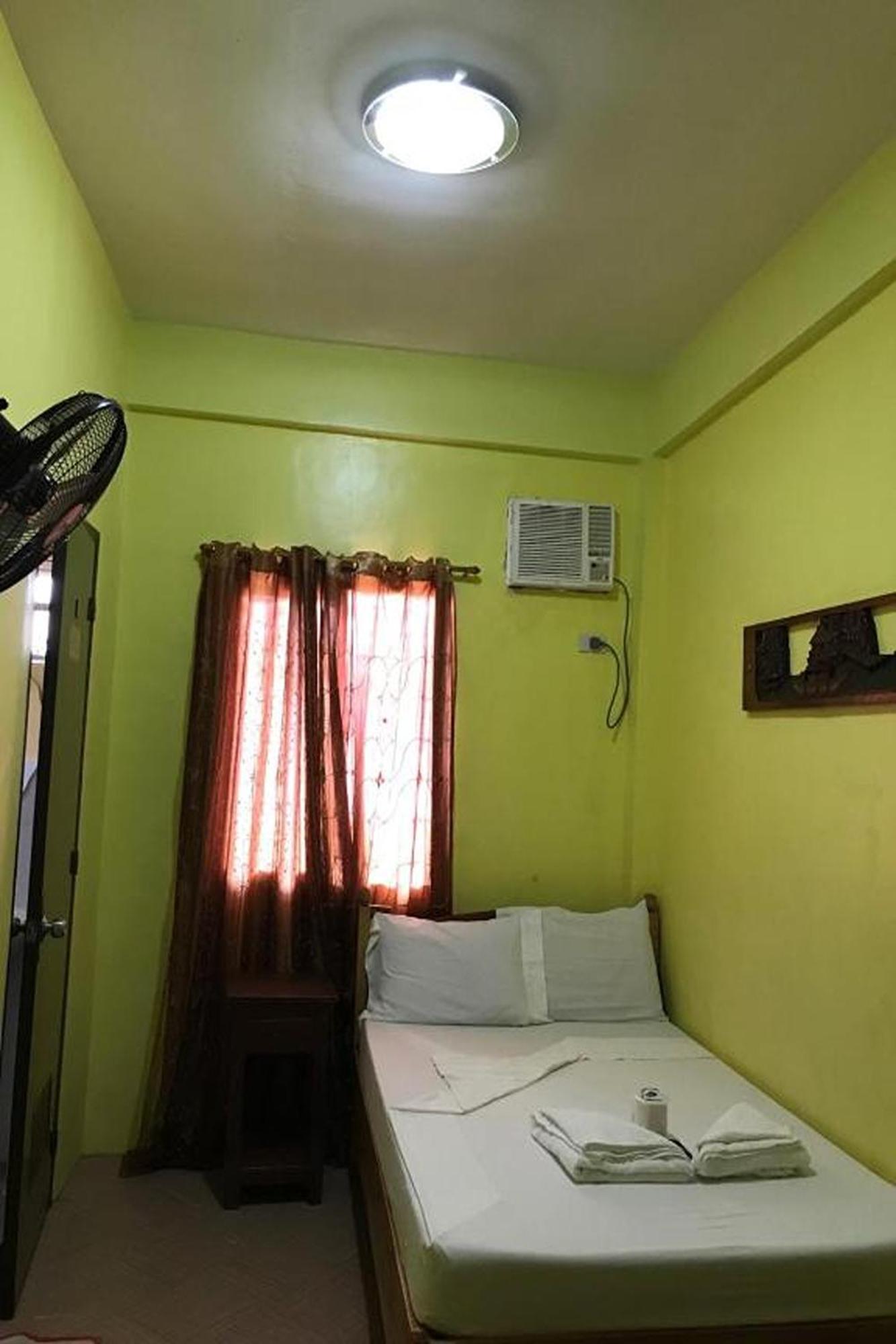 Luis Bay Travellers Lodge Đảo Coron Ngoại thất bức ảnh