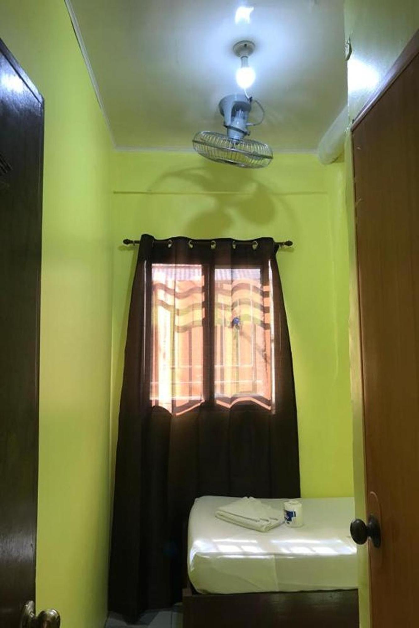 Luis Bay Travellers Lodge Đảo Coron Ngoại thất bức ảnh