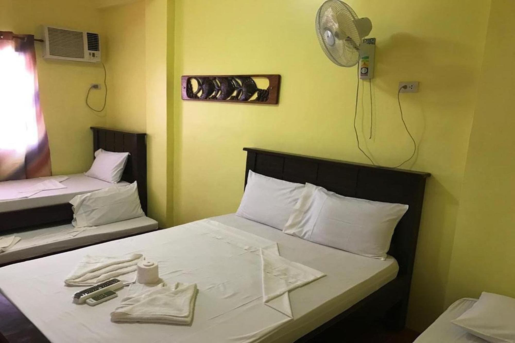 Luis Bay Travellers Lodge Đảo Coron Ngoại thất bức ảnh