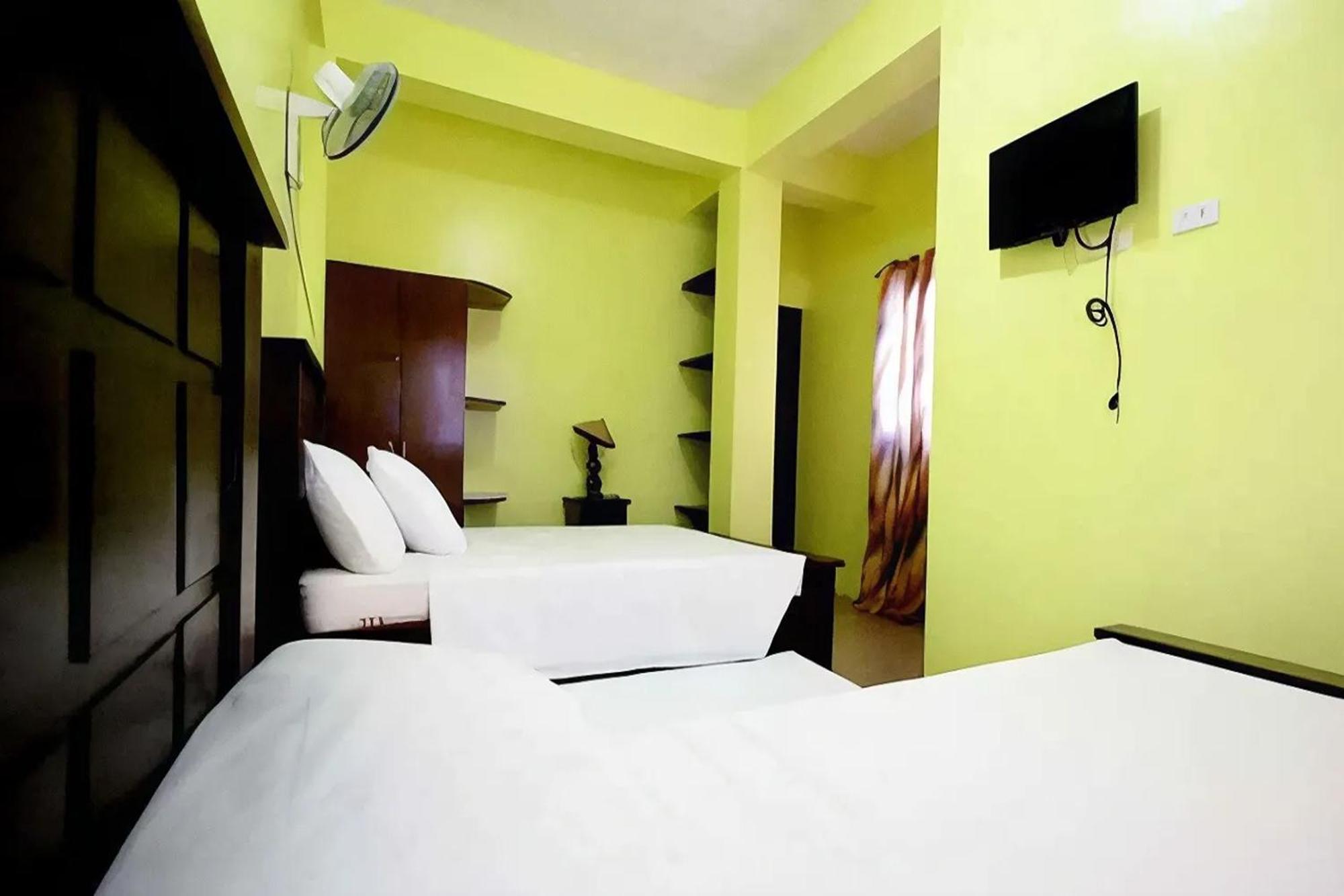 Luis Bay Travellers Lodge Đảo Coron Ngoại thất bức ảnh