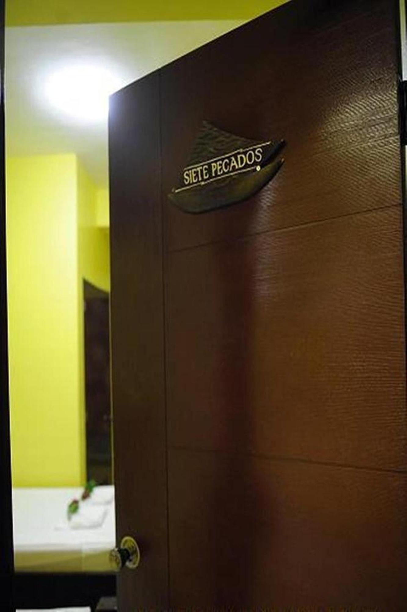 Luis Bay Travellers Lodge Đảo Coron Ngoại thất bức ảnh