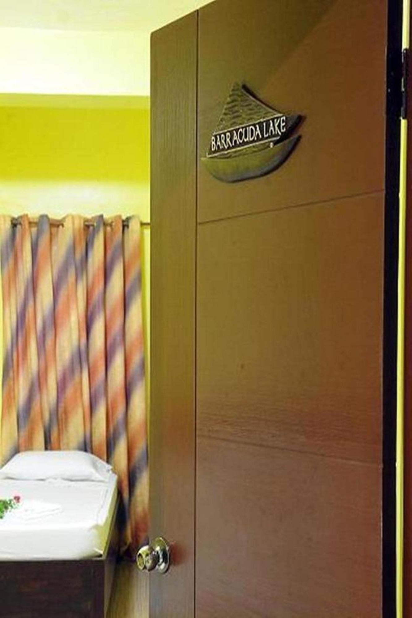 Luis Bay Travellers Lodge Đảo Coron Ngoại thất bức ảnh