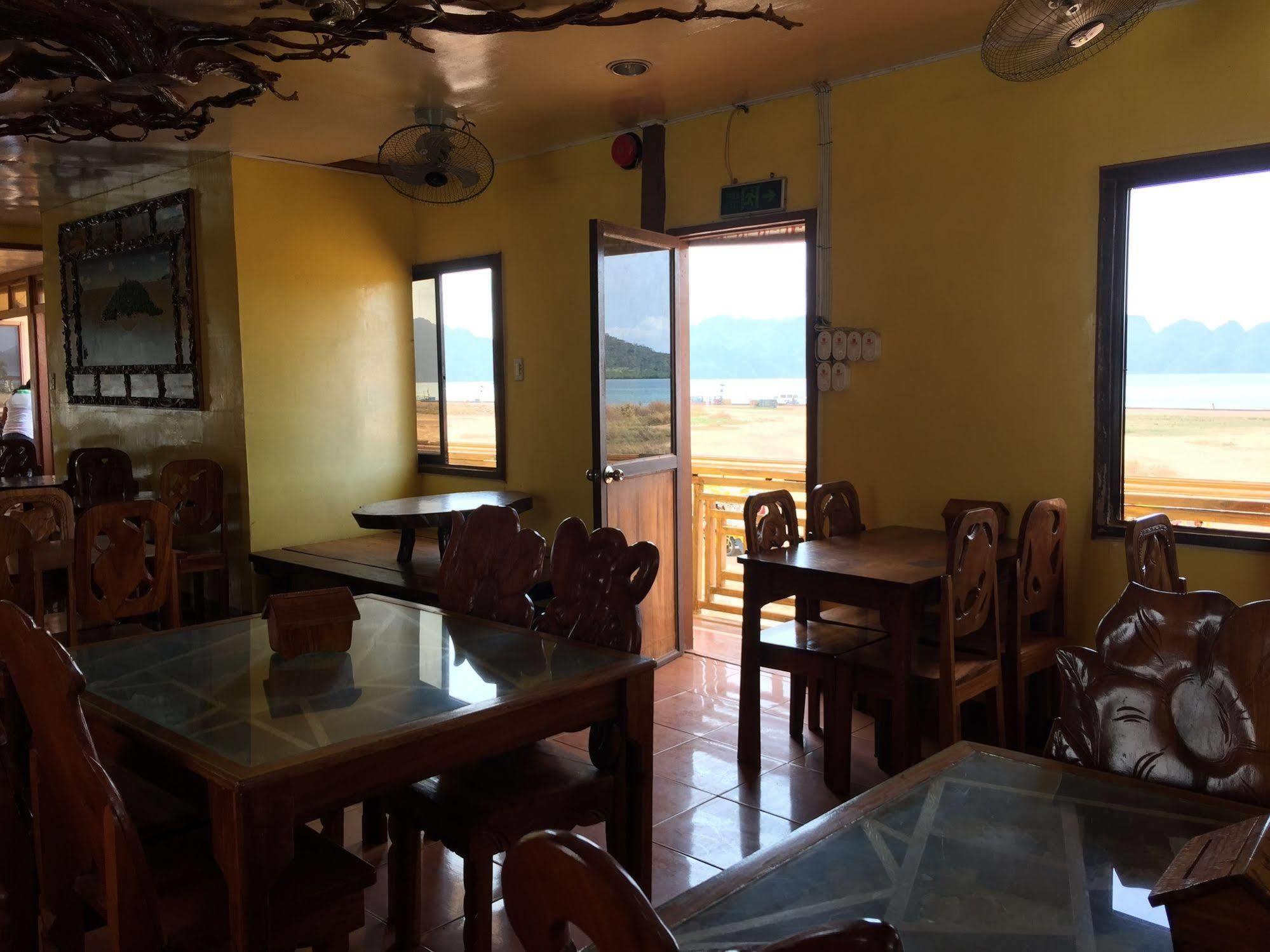 Luis Bay Travellers Lodge Đảo Coron Ngoại thất bức ảnh